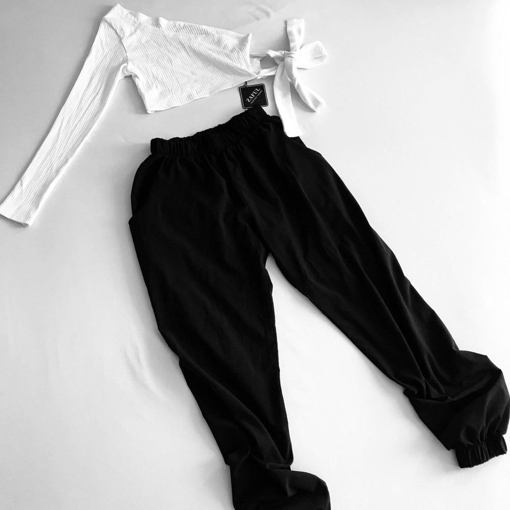 Lightweight pants